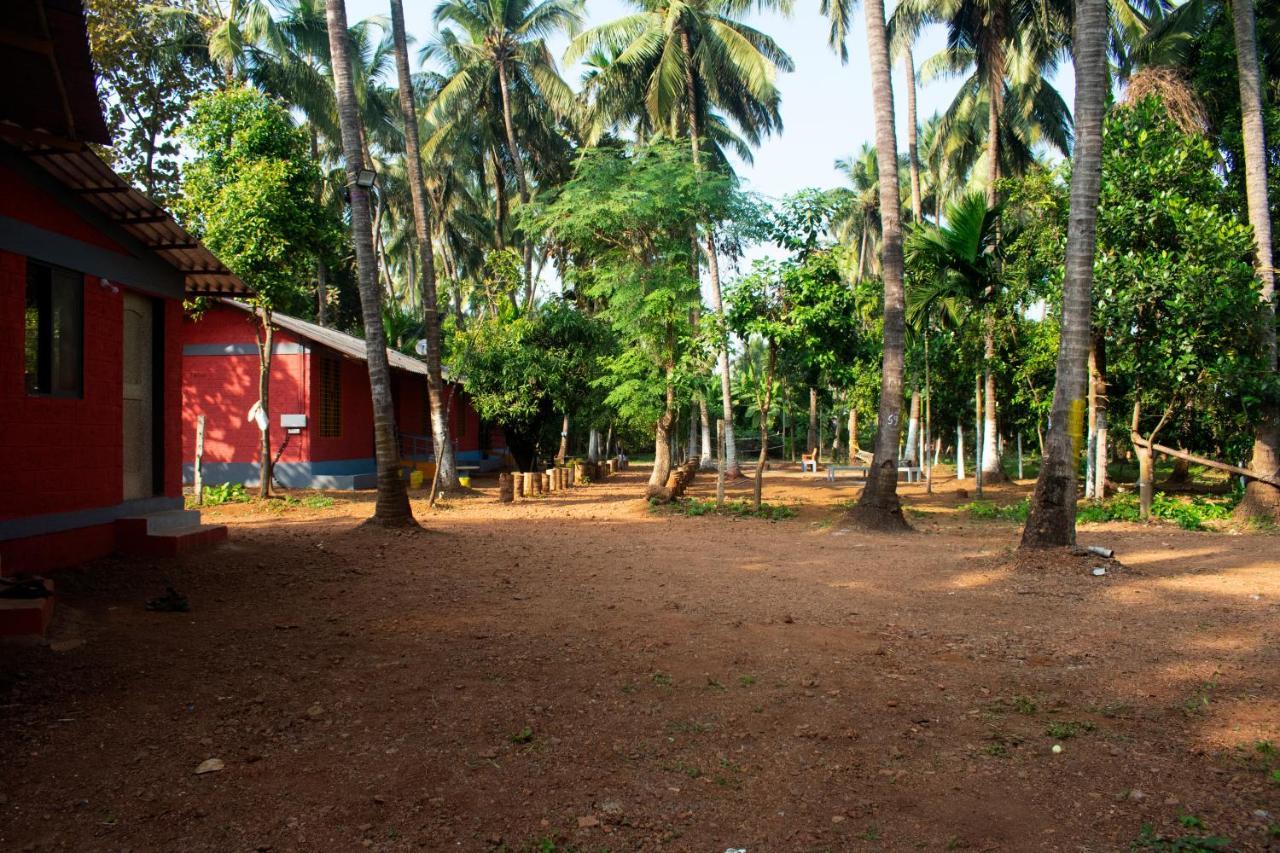 Amee'S Retreat Hotel Diveāgar Buitenkant foto