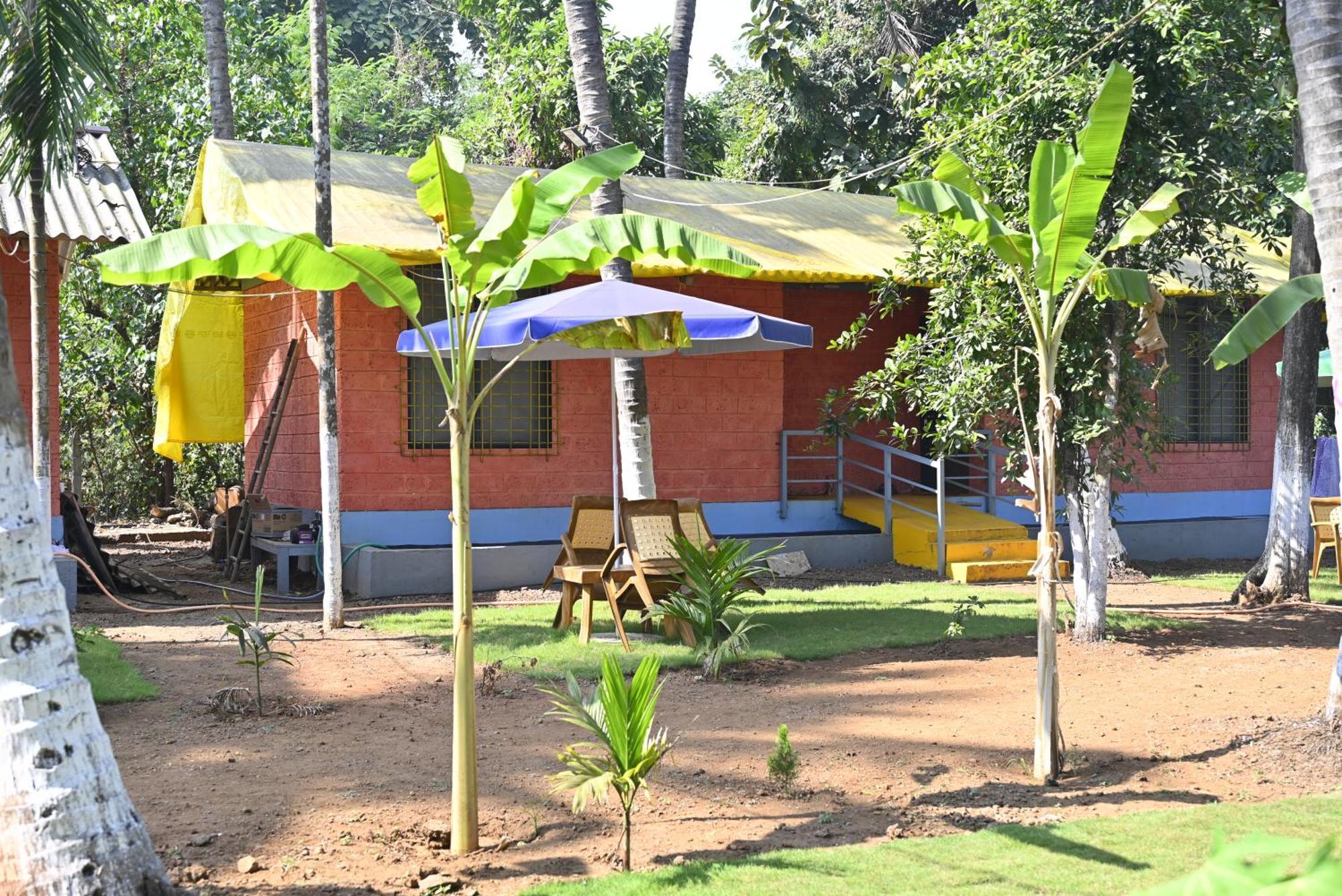 Amee'S Retreat Hotel Diveāgar Buitenkant foto